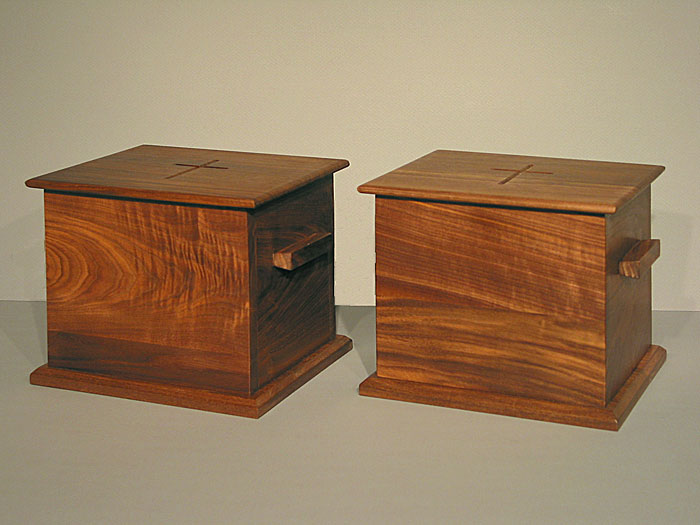 cremation urn - South River Studio - liturgical furnishings